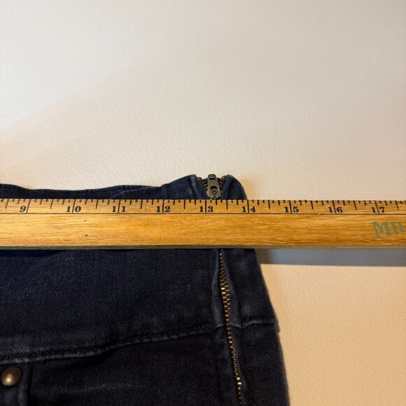 Spanx Women 29 The Signature Straight Jeans Dark Wash Stretch Denim Side Zip - Picture 7 of 11